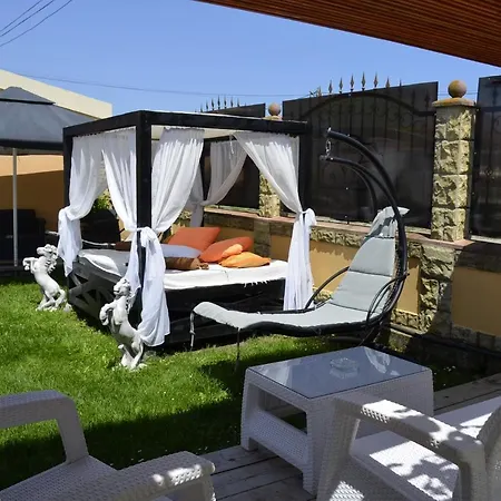 Pensiunea Darius בית הארחה